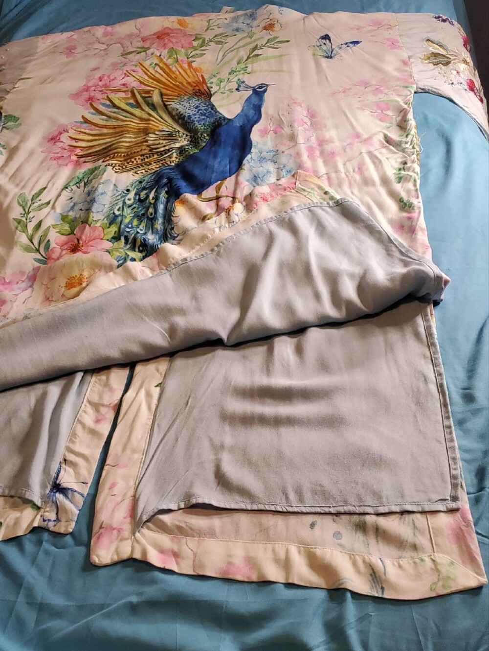 Aratta Satin Peacock Kimono Robe in Blue, Green, Pink - Picture 9 of 10